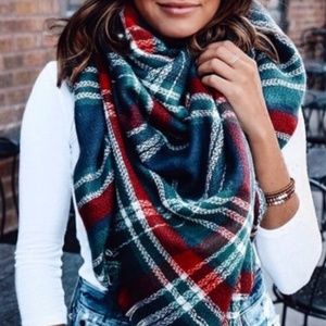 Cozy Plaid Blanket Scarf - Red, Green & Navy